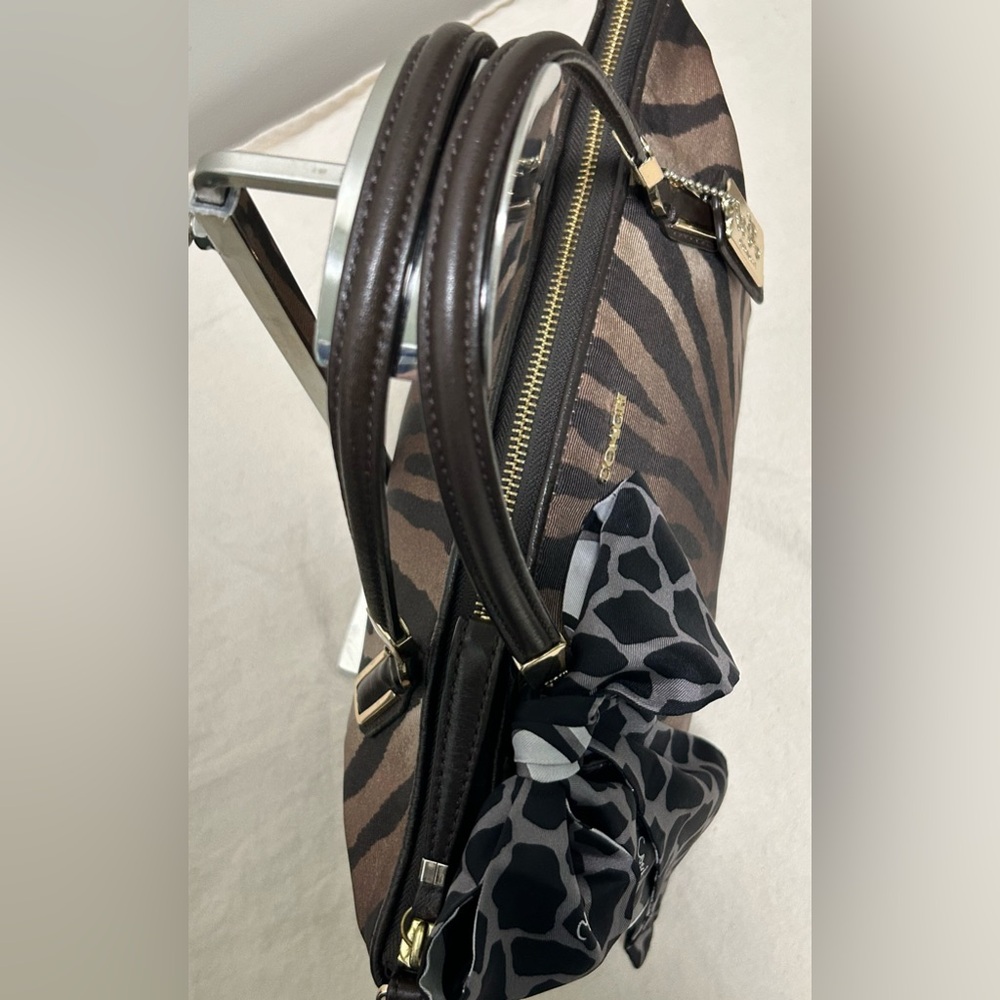 COACH Madison Kelsey Animal Print Jacquard w/Leather Trim Satchel/Crossbody Bag - Picture 9 of 14